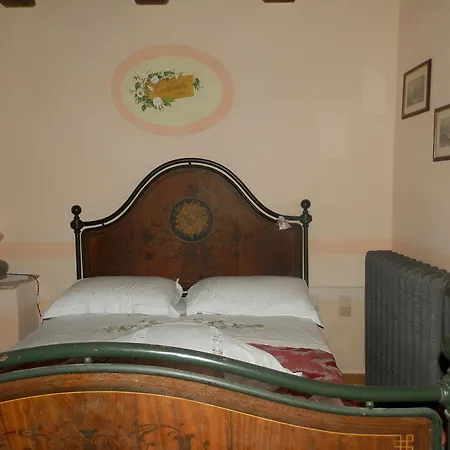 בית הארחה Residenza Di Paese Castello Del Poggio