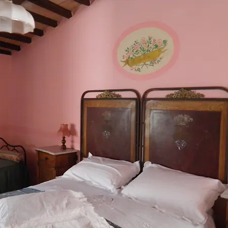 Pensionat Residenza Di Paese Castello Del Poggio