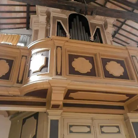 בית הארחה Residenza Di Paese Castello Del Poggio פרנטילו